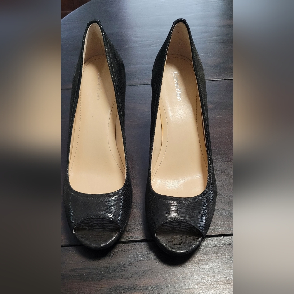 Calvin Klein peep toe size 9